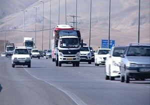 ترافیک نیمه سنگین در راه‌های استان قزوین/ کاهش ۵۰ درصدی تلفات جاده‌ای