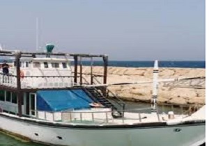 نجات جان سر نشینان لنج تفریحی غیرمجاز