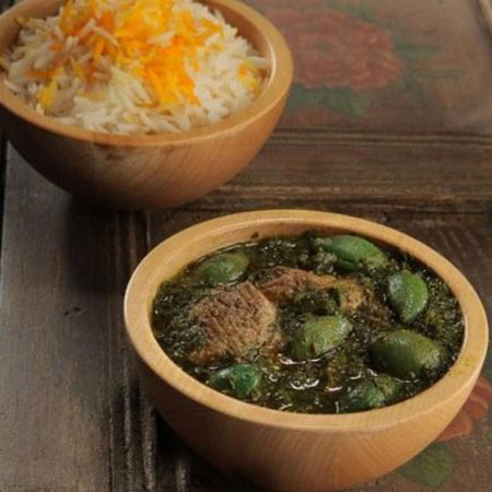 دستور تهیه خورشت چغاله بادام خوشمزه مخصوص فصل بهار