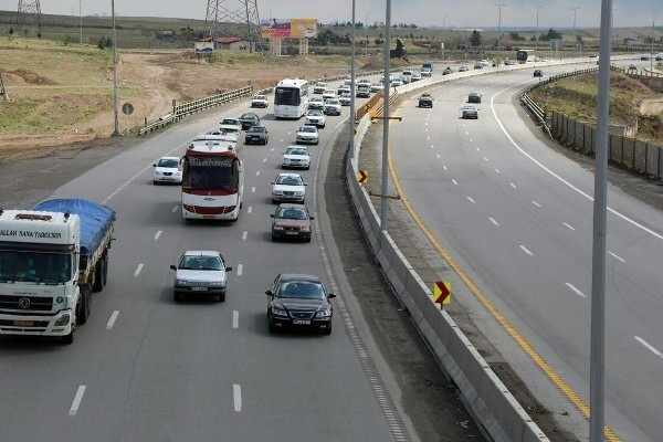تردد نزدیک به ۹ میلیون وسائط نقلیه در محور&zwnj;های مواصلاتی استان آذربایجان غربی