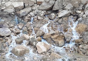 احیای چشمه زیبا در روستای "سرچشمه ضرونی" + فیلم