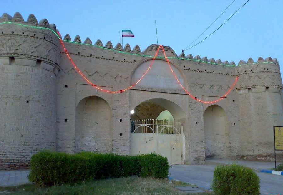 بیش از ۹۰ هزار مسافر نوروزی از ایرانشهر دیدن کردند