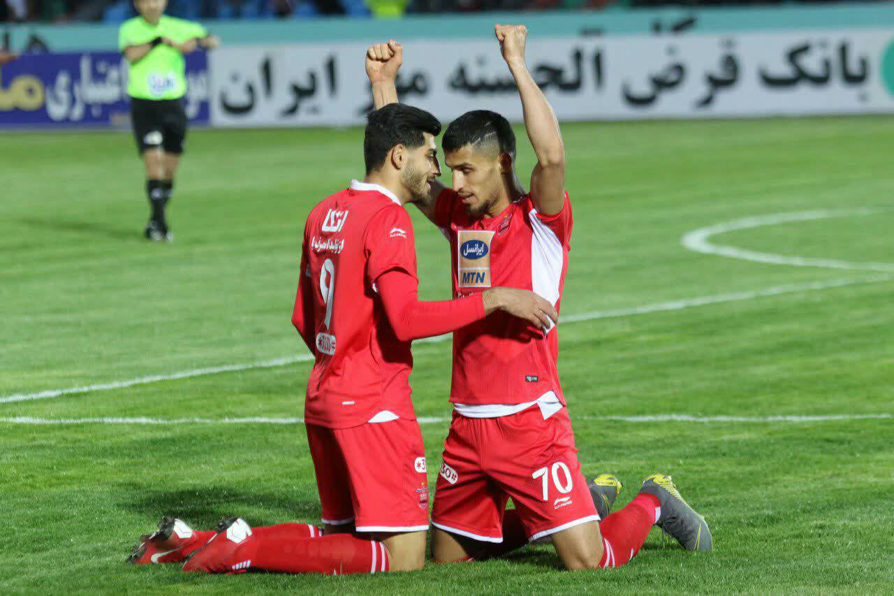 نعمتی، بهترین بازیکن/ پرسپولیس و تارتار، برترین تیم و سرمربی