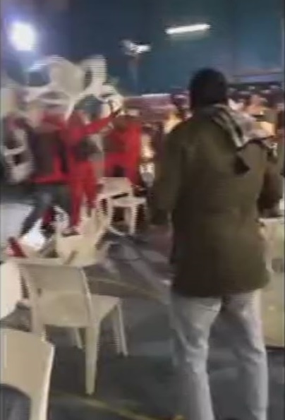 جلسه مناظره انتخاباتی با دعوا و پرتاب صندلی