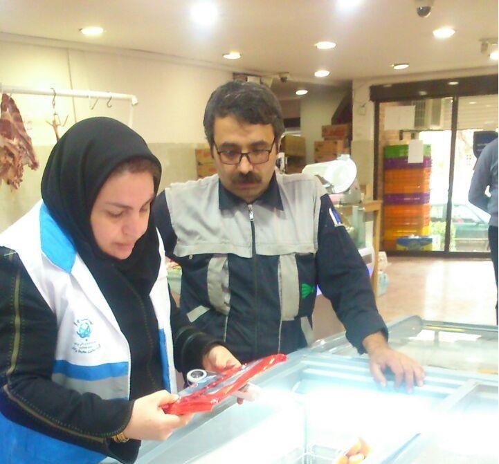 کشف ۸۰۰ کیلوگرم مواد غذایی فاسد در مراغه