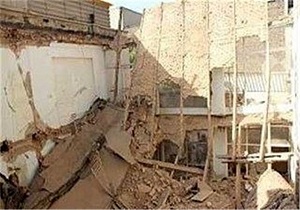 چهار باب ساختمان روستایی در سروآباد تخریب شد