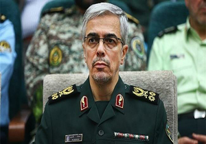 حضور سرلشکر باقری در منطقه سیل&zwnj;زده پلدختر
