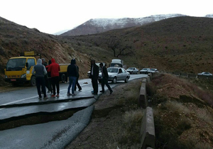 محور نهاوند به نورآباد مسدود شد