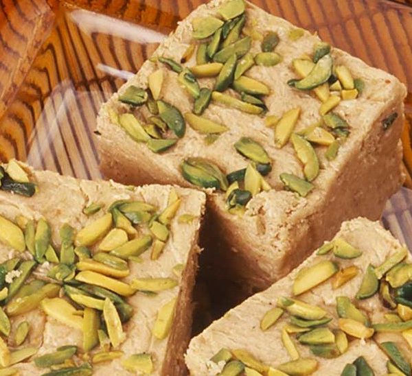 درمان وسواس با یک حلوای خوشمزه/ زنان باردار مصرف این حلوای مقوی را فراموش نکنند