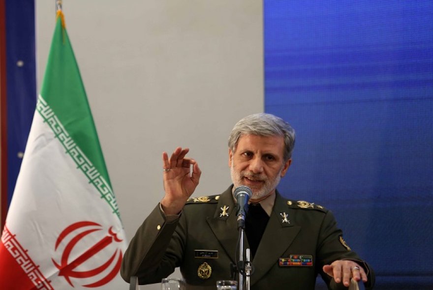 ممانعت آمریکا از ورود کمک های بین المللی بشر دوستانه به سیل زدگان