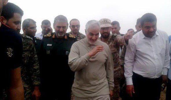حضور سردار سلیمانی در مناطق سیل زده خوزستان