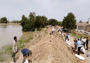 به کار گرفتن تمام امکانات بسیج و سپاه برای کمک به سیل زدگان