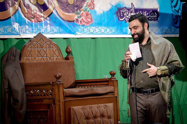 گلچین مولودی ولادت امام حسین (ع) گلچین مولودی ولادت امام حسین (ع)