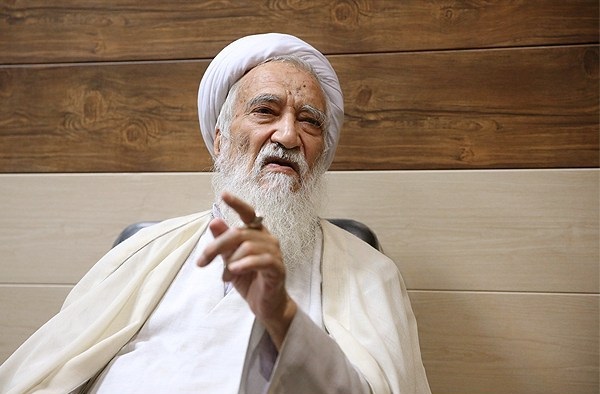 آیت&zwnj;الله موحدی کرمانی به تولیت جدید آستان قدس رضوی تبریک گفت