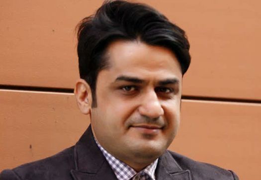 تکذیب حضور بازیگر دست&zwnj;آموز مسیح علی&zwnj;نژاد در تئاتر/ توضیحات مرکزهنرهای نمایشی برای نمایش مذکور