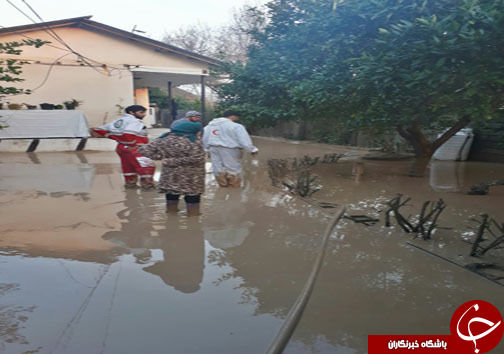 ادامه امدادرسانی هلال احمر به ۷۸۰ نفر در مناطق سیل زده ساری ادامه امدادرسانی هلال احمر به ۷۸۰ نفر در مناطق سیل زده ساری