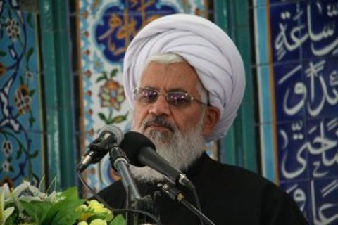 تاکید امام جمعه زنجان به مدیریت جهادی