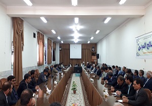 کمک ۶۰۰ میلیون ریالی کارکنان ادارات در فردوس به سیل زدگان