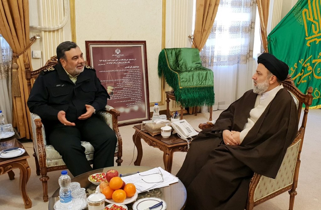 هیچ سازمانی مانند نیروی انتظامی ارتباط نزدیکی با قوه قضائیه ندارد