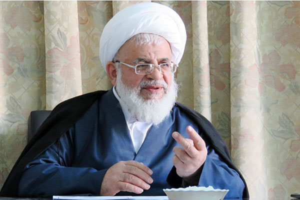 کناره گیری آیت الله ناصری از امامت جمعه یزد تکذیب شد