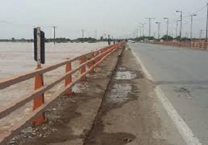 بازگشایی جاده آبادان - اهواز برای تردد خودروهای سواری