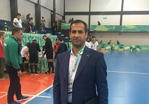 پرهیزگار: رفتن من از ریاست کمیته فوتسال شیطنت رسانه‌ای است/ محکم پای کار ایستاده ام