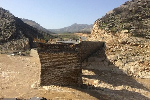 آخرین اخبار از امداد رسانی به مناطق سیل&zwnj;زده چهارشنبه ۲۱ فروردین ماه/خورهه محل تولد خورشید، شهری قدیمی اما با ویلاهای لوکس/تلاش&zwnj;ها برای آزادی دو مرزبان دیگر در بند گروهک ادامه دارد