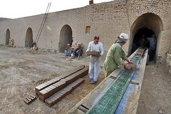 کوره‌های آجرپزی با ۴۰ درصد ظرفیت فعالیت می‌کنند/ کِی جلوی واردات بی رویه آجر گرفته می‌شود؟