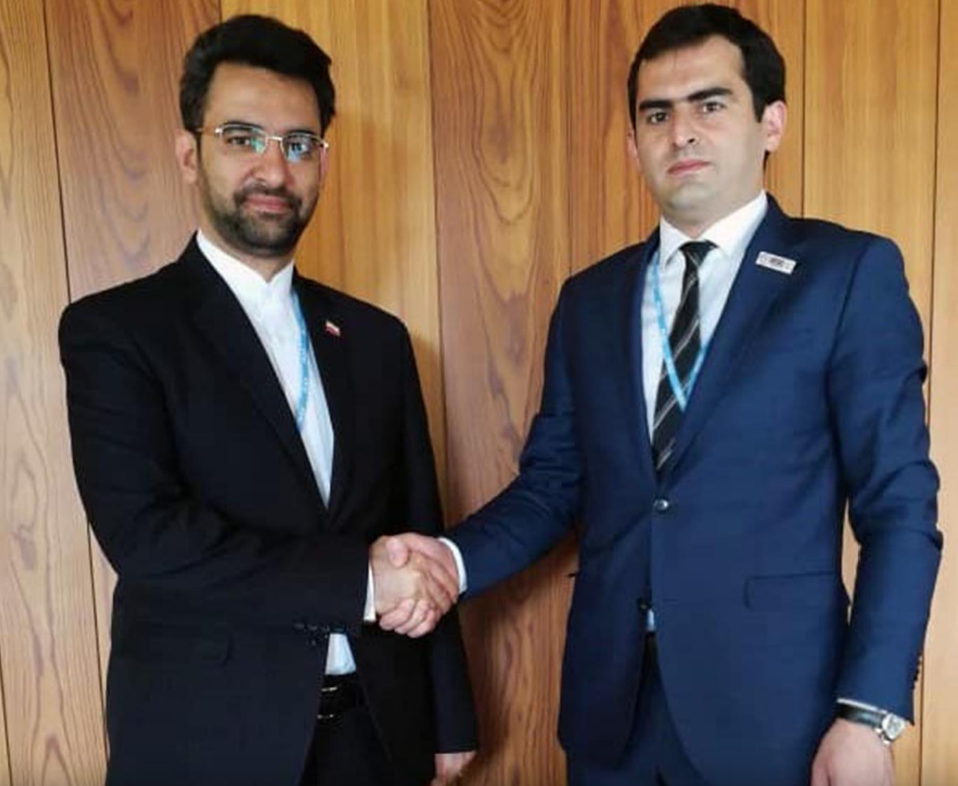 دو وزیر جوان در حاشیه اجلاس جهانی جامعه اطلاعاتی دیدار کردند