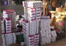 کشف یک کارگاه تولید دستمال کاغذی غیر استاندارد در خراسان رضوی