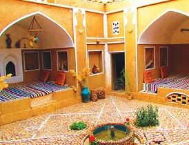 بازدید ۵۰۰ گردشگر خارجی از اماکن تاریخی شهرضا