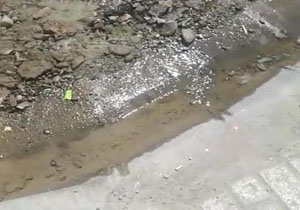 هدررفت آب در شهرک راه‌آهن + فیلم