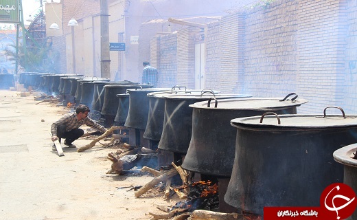 طبخ ۸۰ دیگ آش نذری در شهرستان میبد+تصاویر