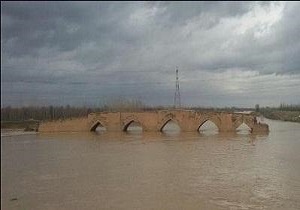 رودخانه تاتائو (سیمینه رود) بزرگترین تهدید آذربایجان غربی/ خسارت ۳۲۰ میلیاردی سیلاب به زمین‌های کشاورزی میاندوآب