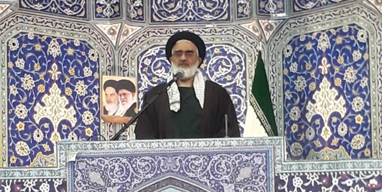 علت اقدام آمریکا پیشگامی سپاه در مقابله با دشمنان است/خدمت‌رسانی به سیل‌زدگان عزتمندانه باشد