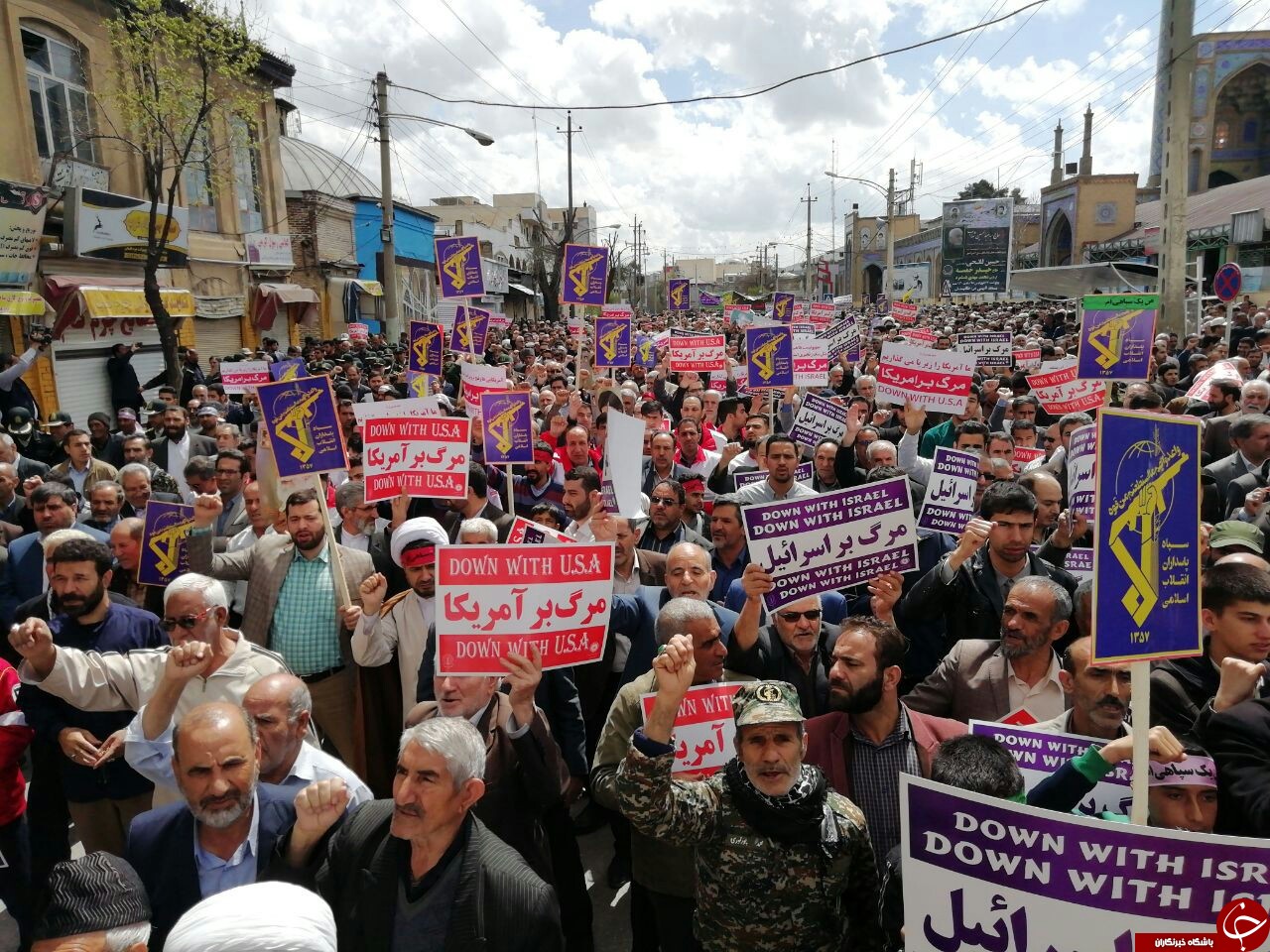 راهپیمایی نمازگزاران کرمانشاهی در حمایت از سپاه پاسداران انقلاب اسلامی