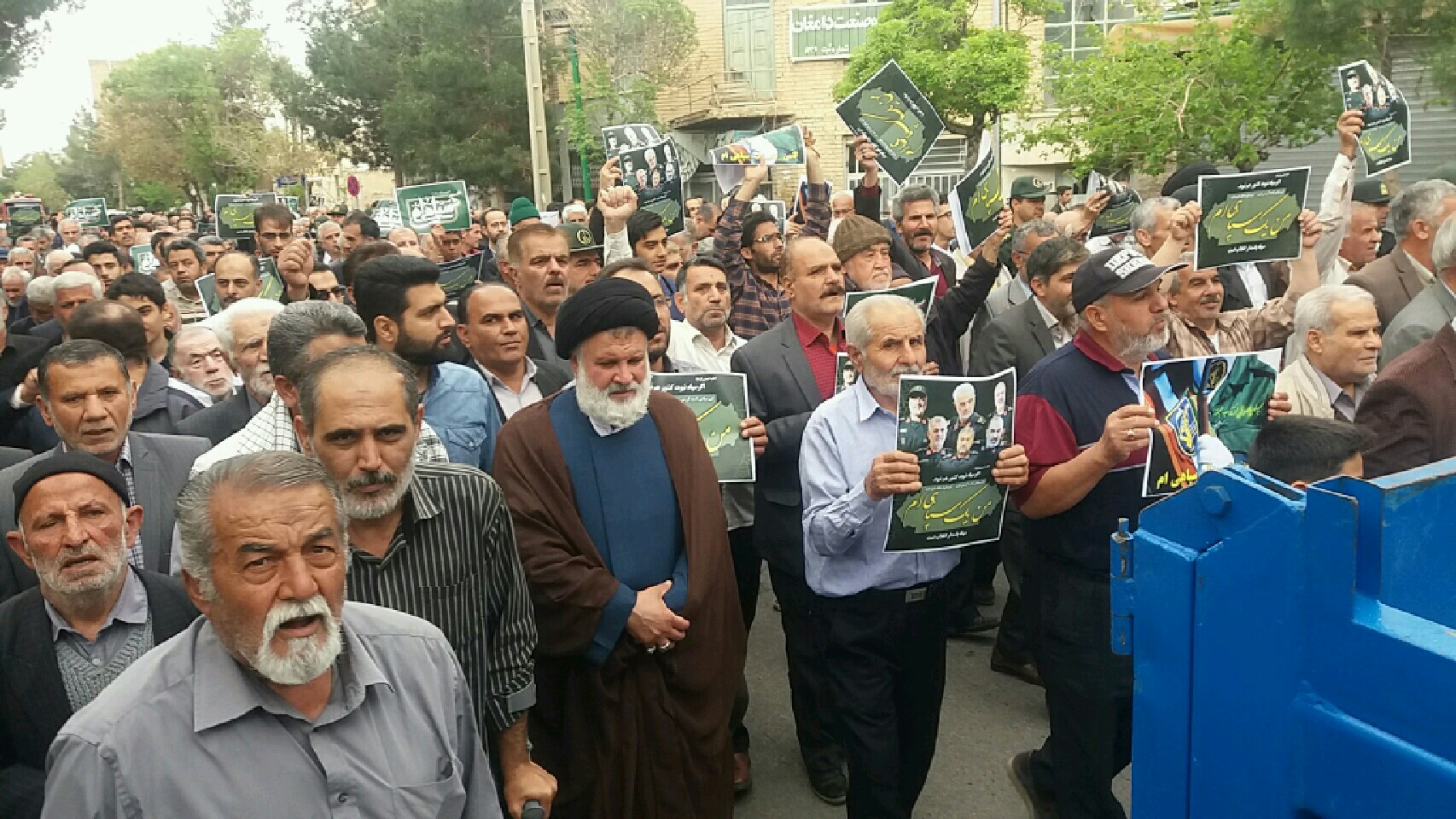 آمریکا احمق بودن خود را با تروریست اعلام کردن سپاه بیش از تر از گذشته ثابت کرد