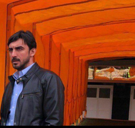 رحمتی با لباس شخصی تماشاگر دیدار استقلال و سپاهان