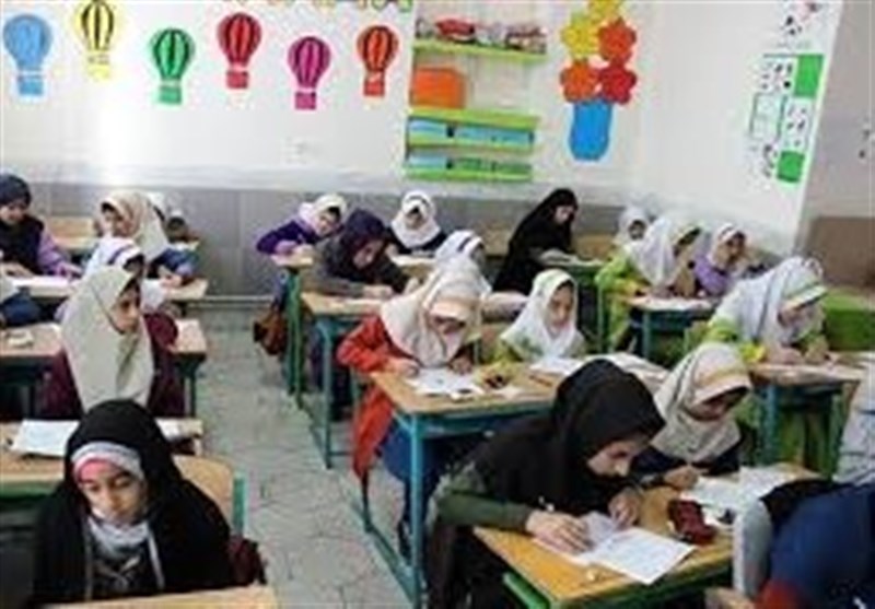 آغاز فعالیت مدارس در شهر‌های سیل‌زده پلدختر و معمولان از فردا ۲۴ فروردین