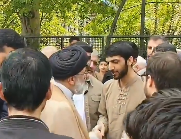 ویدئوی تازه منتشر شده از حضور بدون تشریفات رئیس قوه قضاییه در میان مردم