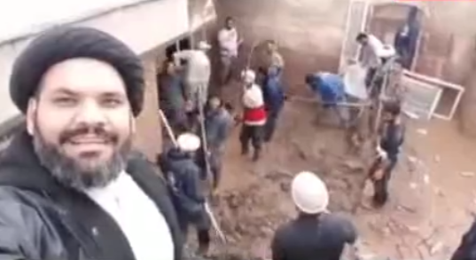 #اول_بیل_بزن_بعدا_حرف_بزن| پاسخ کاربران به سلبریتی&zwnj;های گوشی به دست