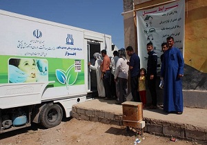 استقرار کلینیک دندانپزشکی در اردوگاه سیل زدگان حمیدیه
