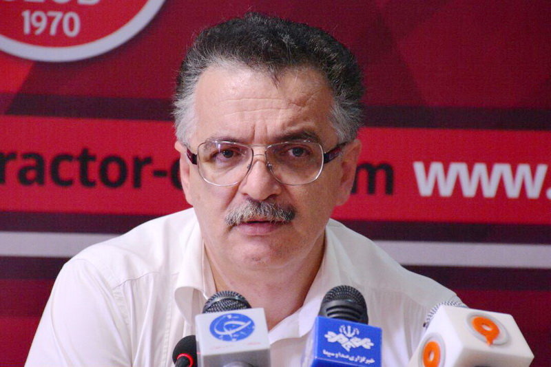 زنوزی: شبهاتی در ذهن هوادران تراکتورسازی به وجود آمده است/ شخصی که قبلا محکوم شده است نباید به فوتبال بازگردد/ این اشتباه فدراسیون فوتبال است