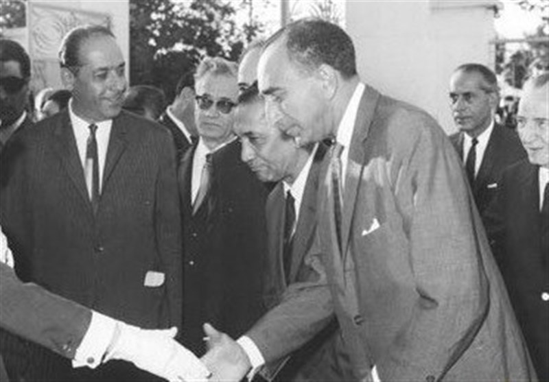 وزیر دربار و ملازم سال‌های طولانی محمدرضا پهلوی