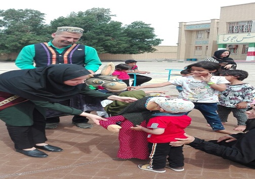 ادامه امداد فرهنگی کانون پرورش فکری در مناطق سیل&zwnj;زده خوزستان