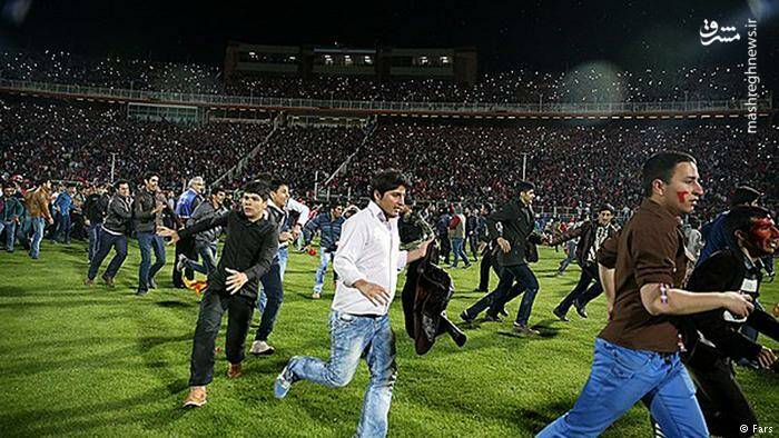 مدیر مولتی میلیاردی که با شنیدن یک شایعه دروازه بانش را بیرون کرد/تیشه مدیریت زنوزی به ریشه پرشورها مدیر مولتی میلیاردی که با شنیدن یک شایعه دروازه بانش را بیرون کرد/تیشه مدیریت زنوزی به ریشه پرشورها