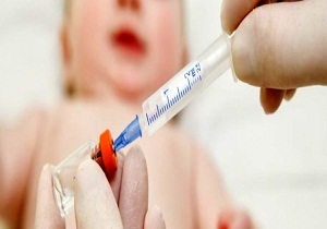 واکسیناسیون بیش از ۲ هزار نفر سیل زدگان در اردوگاه حمیدیه