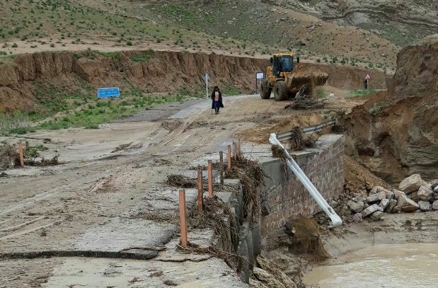 خسارت سیل به راههای شهرستان تربت جام
