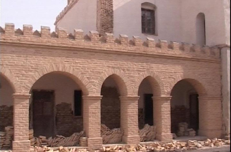ساخت وساز غیرمجاز در حریم یک اثر تاریخی در زابل تخریب می&zwnj;شود