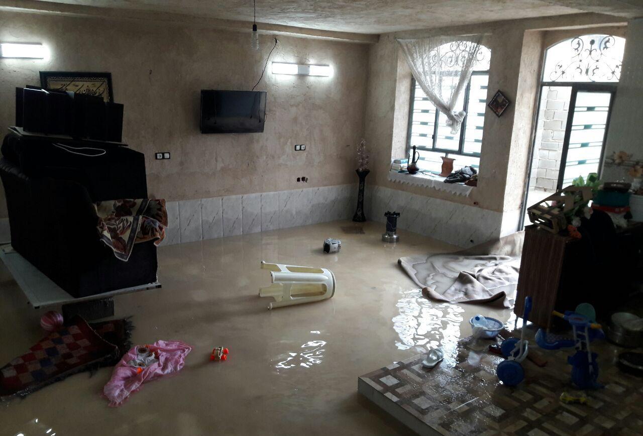 امداد رسانی به ۶ خانوار روستایی در کاشمر